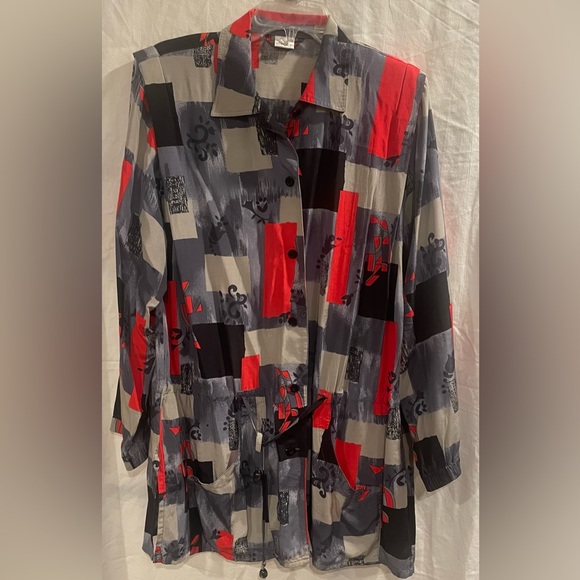 Tops - Gray, Red, Black Lightweight Buttondown Shacket Size 38